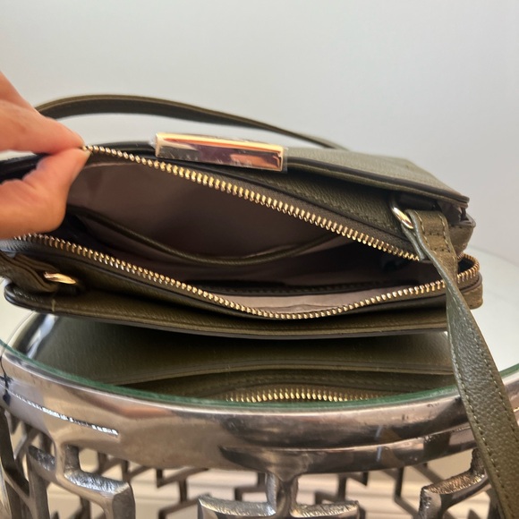 NWT Nine West mini crossbody purse in this olive color is great for any occasion - Picture 8 of 9